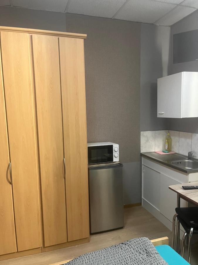 Hipokratios 3 Zimmer Mit Gemeinschaft Wc Fürth Exterior foto